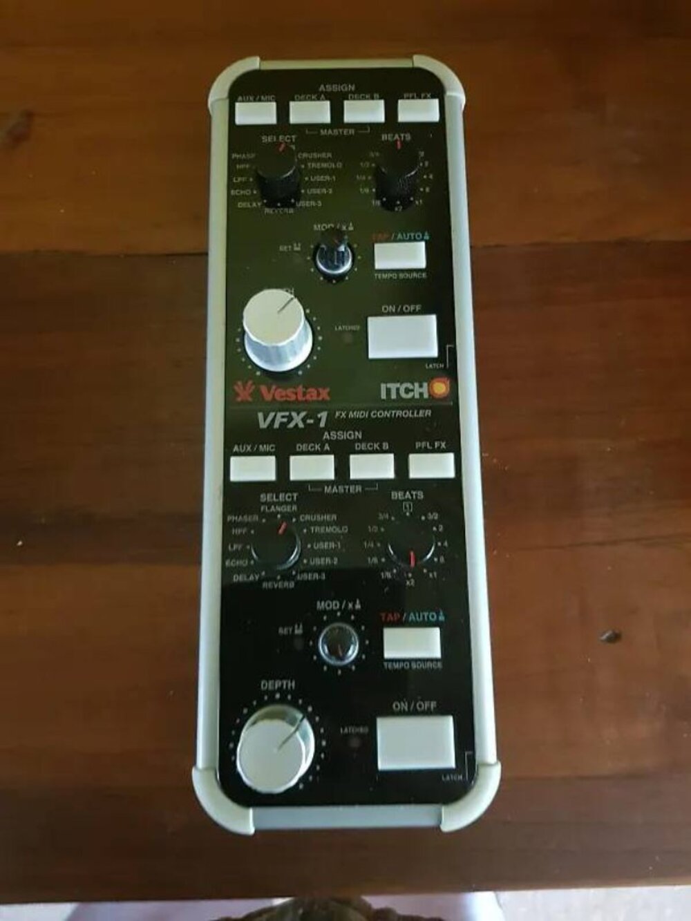 Vestax VFX-1 Serato ITCH FX MIDI Controller